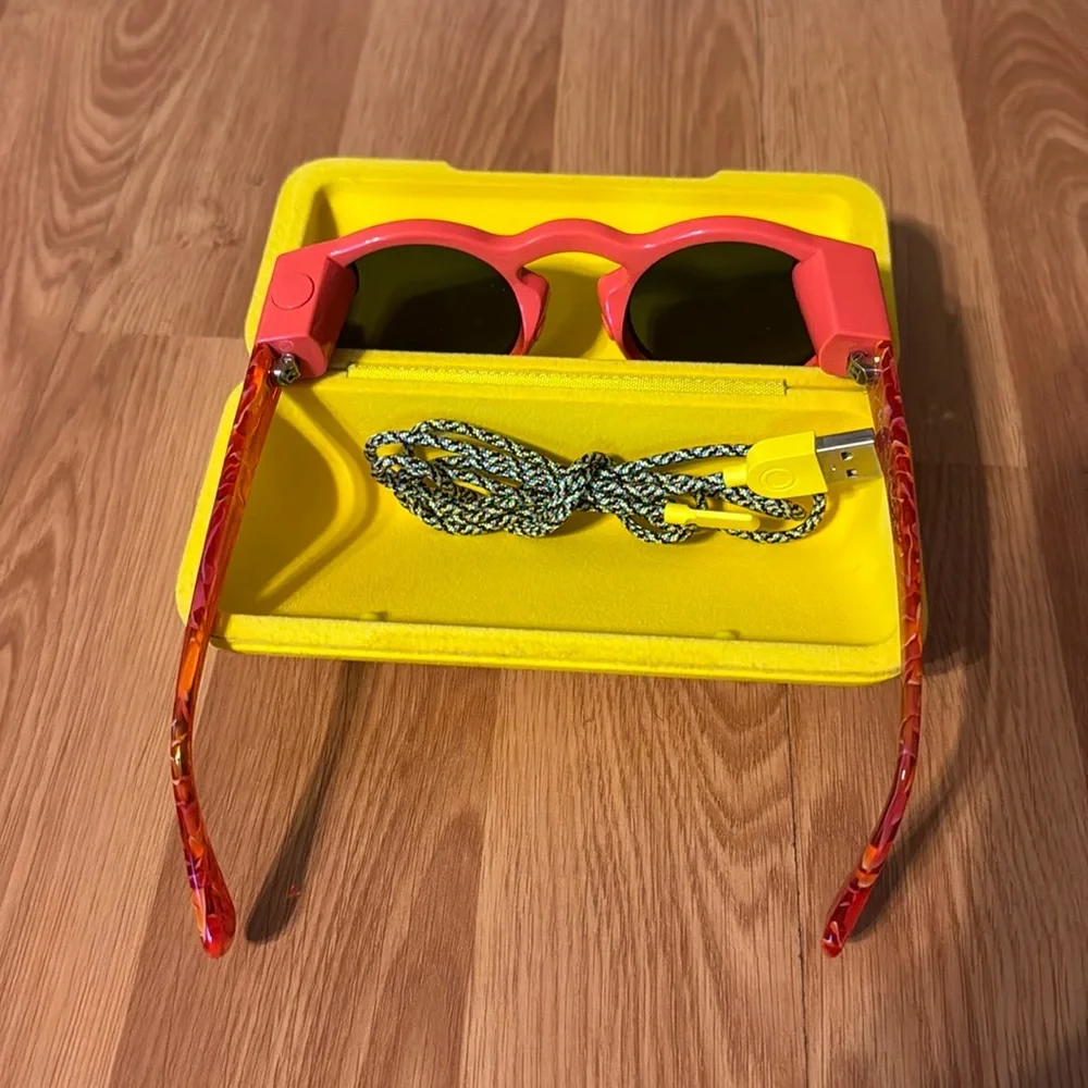 N/A snapchat spectacles